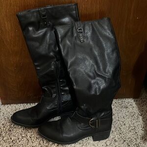 Black Knee High Boots - Worn ONCE - Size 7.5 - Perfect Condition! Boutique